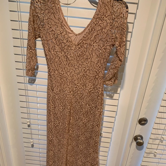 Long dress - Picture 3 of 3